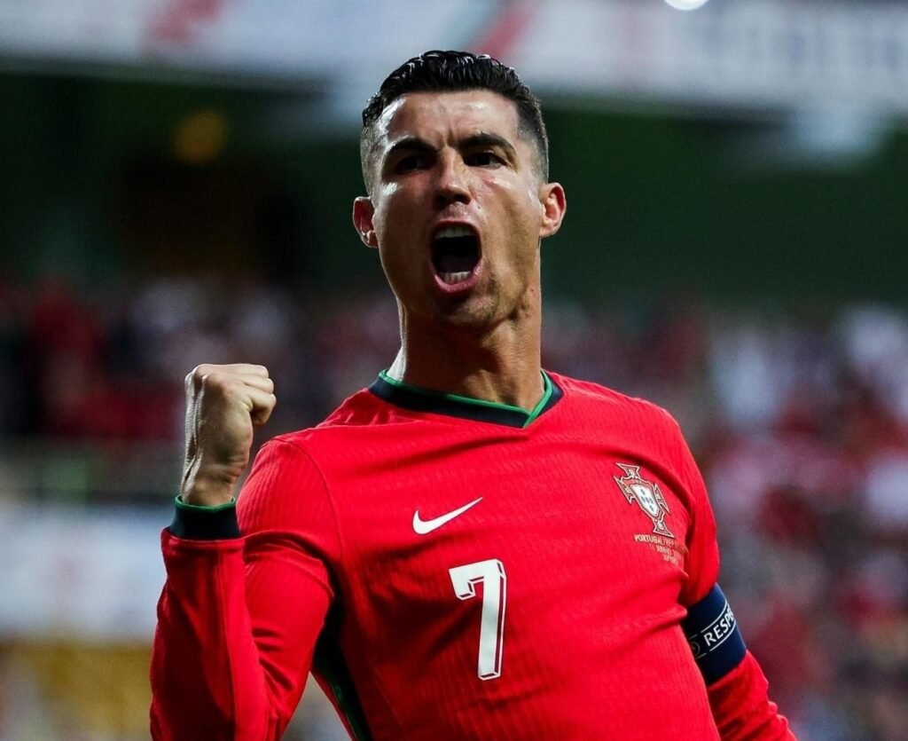 Amigo de C4 Pedro e Rei Hélder atinge a marca de 1 bilhão de seguidores