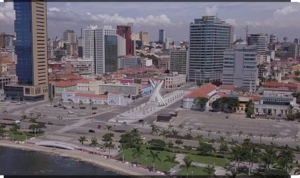 Tolerância de ponto decretada para as tardes de 24 e 31 de dezembro