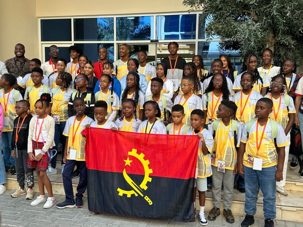 Delegação angolana representa o país nas Olimpíadas Internacionais de Matemática, no Dubai