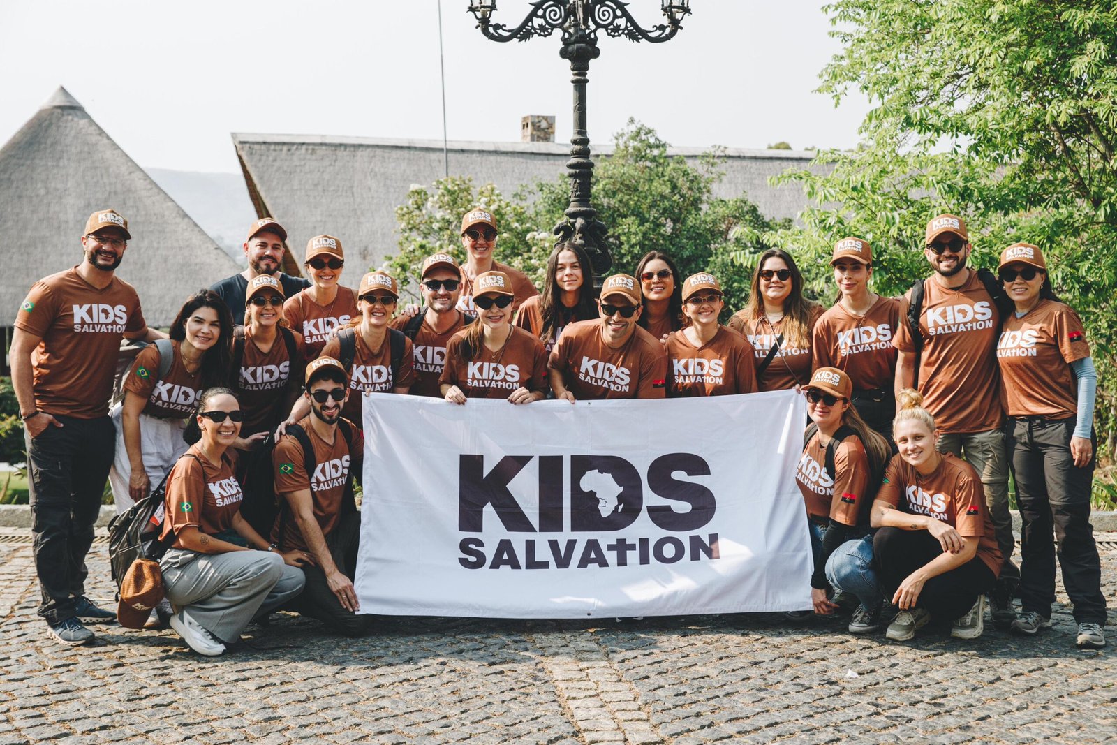 Viva Seguros junta-se à Kids Salvation na 5ª missão em Angola