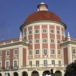 BNA reduz para 150 mil USD o limite anual de transferências para o exterior feitas por pessoas singulares
